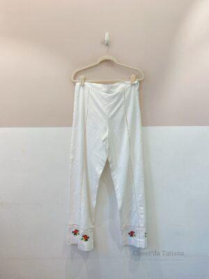 Calça Off White Bordada Peepou | Tam: M