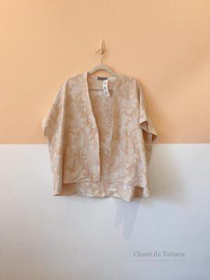 Kimono Bege Bordado Gaitee | Tam: M