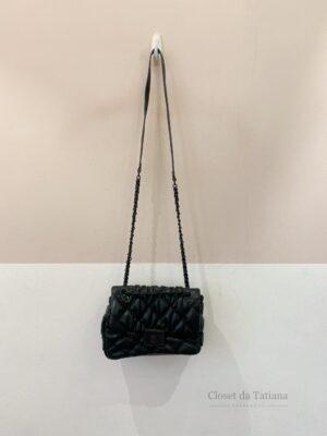 Bolsa Preta Matelassê Renner