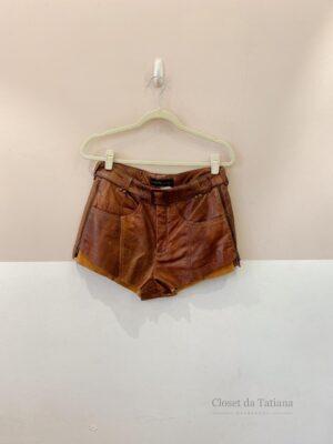 Short Couro Marrom Cinto Carol Rossato | Tam: 36