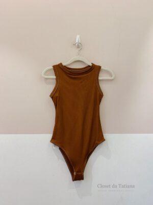 Body Marrom Canelado Carolina Etz | Tam: P